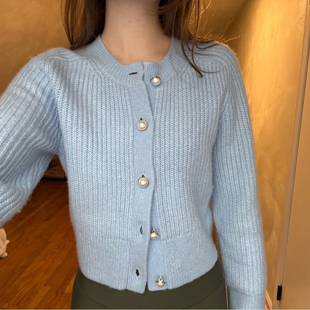 Abercrombie & Fitch Pale Blue Pearl Button Knit Cardigan Classy Large - Picture 2 of 6